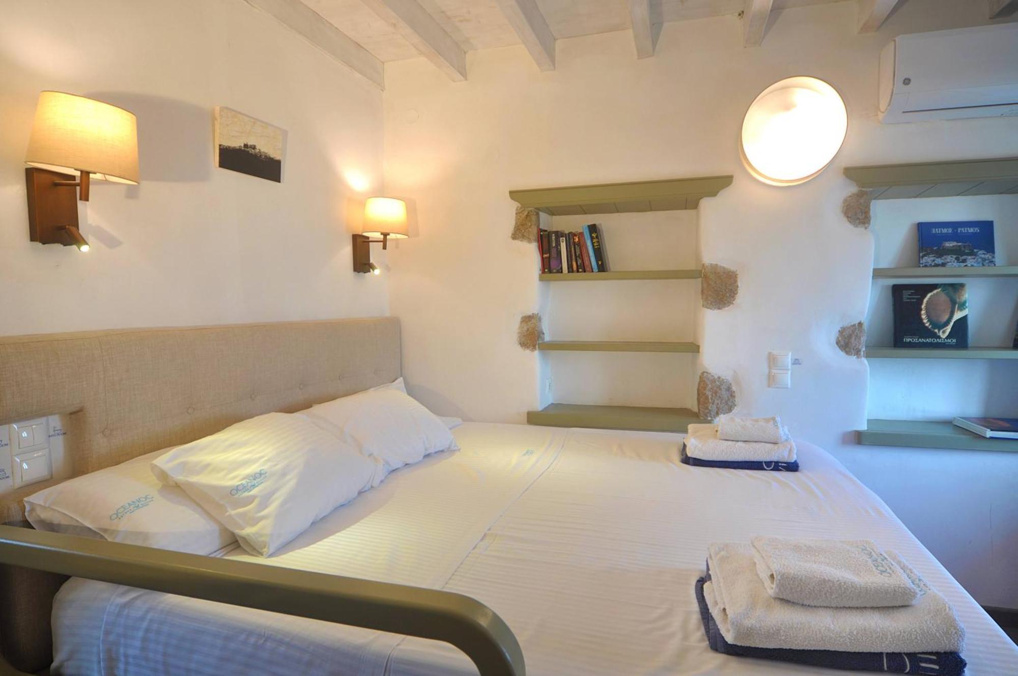 Patmos Exclusive Villas Skála Værelse billede