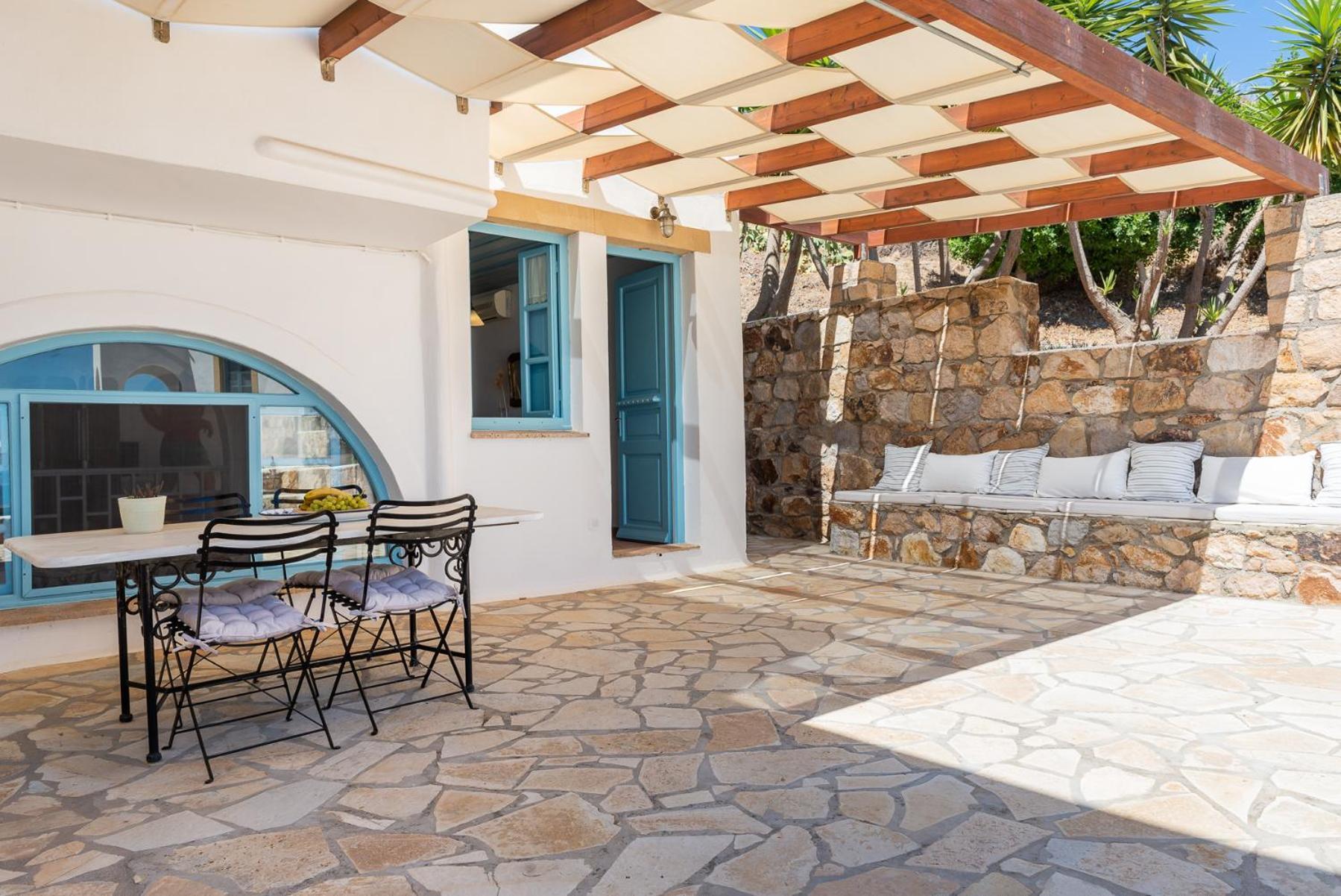 Patmos Exclusive Villas Skála Værelse billede