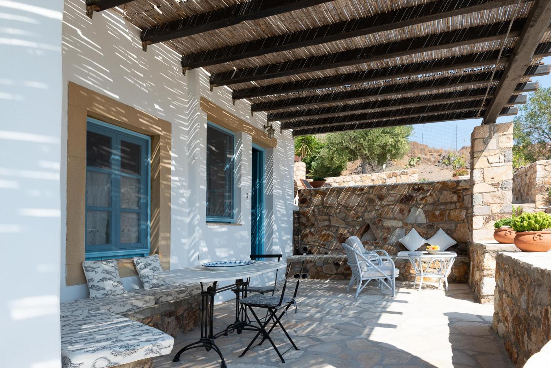Patmos Exclusive Villas Skála Værelse billede